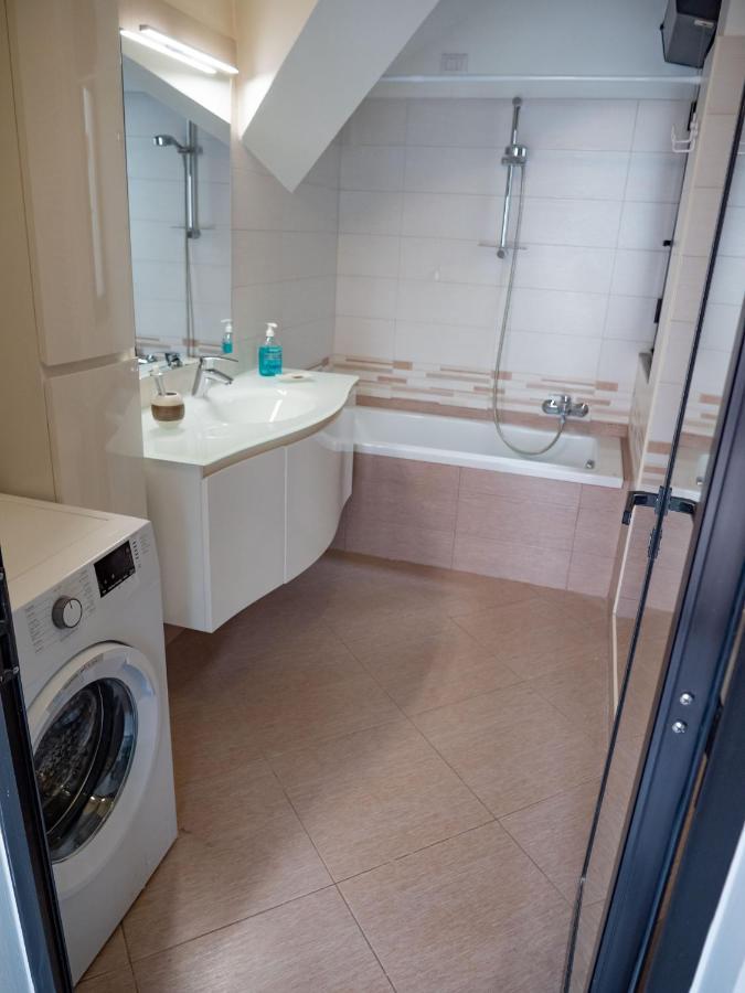 Comfy Penthouse Apartment มิลาน ภายนอก รูปภาพ